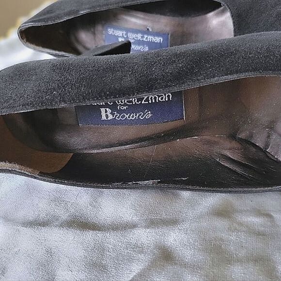 Vtg Stuart Weitzman black suede block heel square toe pumps - Picture 11 of 13